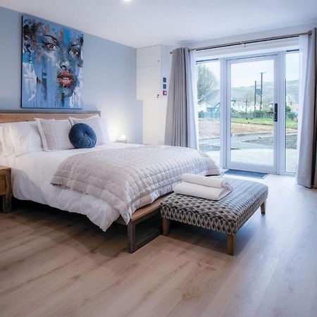 ברקון Suite 6 - Sleeping Giant Hotel - Pen Y Cae Inn מראה חיצוני תמונה